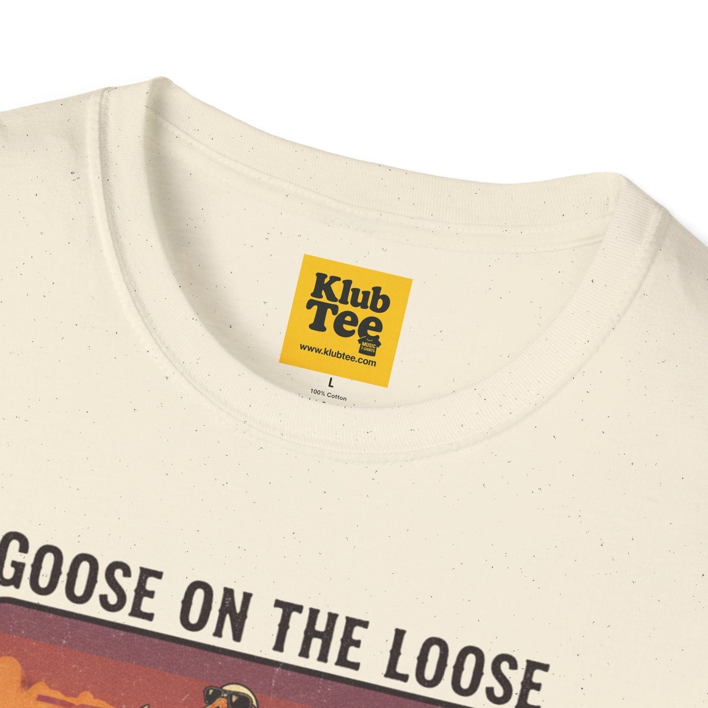 Retro Goose Graphic T-Shirt - Vintage Tour Festival Tee