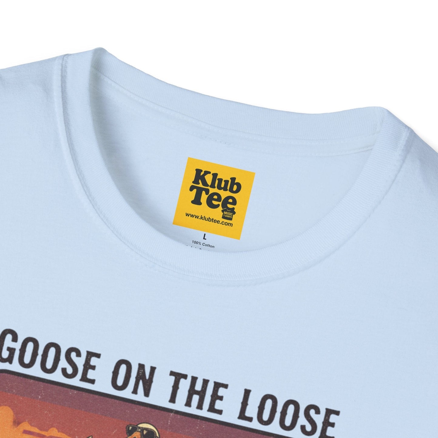 Retro Goose Graphic T-Shirt - Vintage Tour Festival Tee