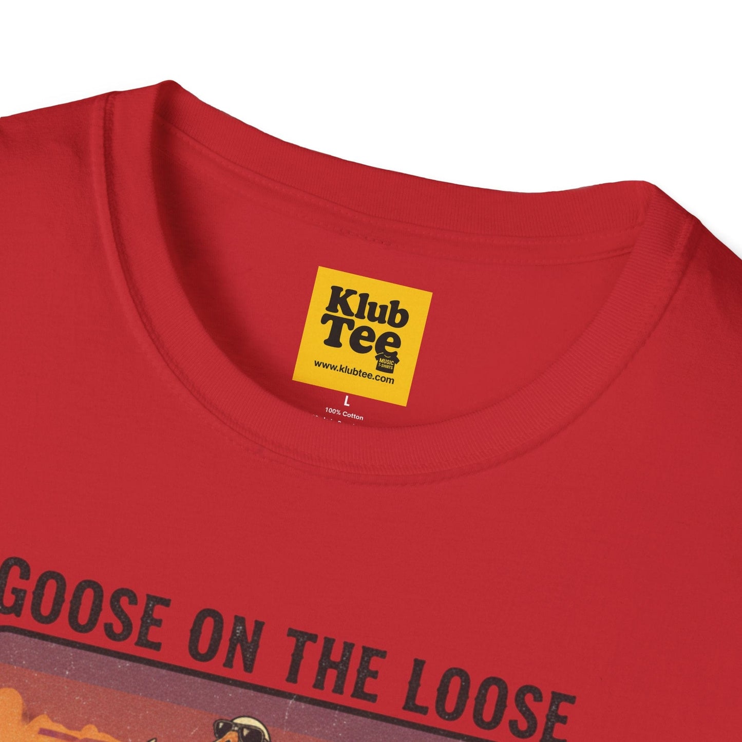 Retro Goose Graphic T-Shirt - Vintage Tour Festival Tee