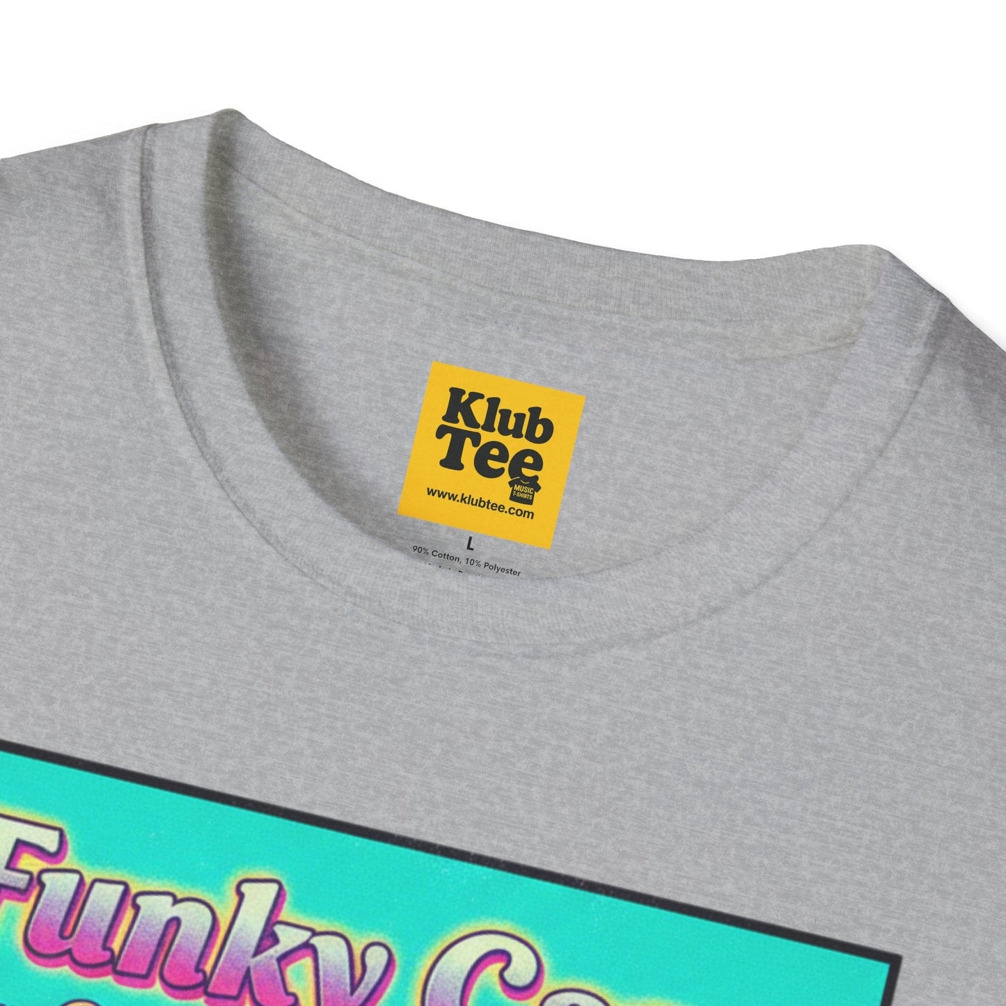 Funky Capybara Vibes T-Shirt - Retro Beach Skateboard Tee