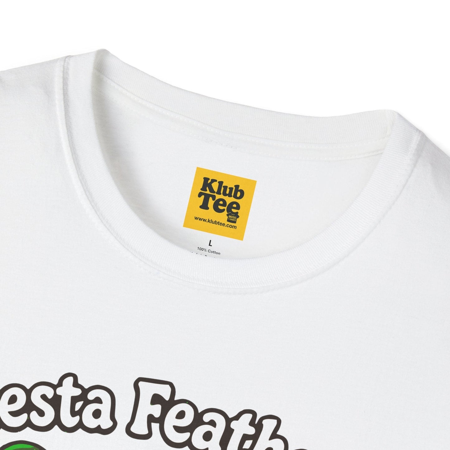 Fiesta Feathers T-Shirt - Tropical Parrot