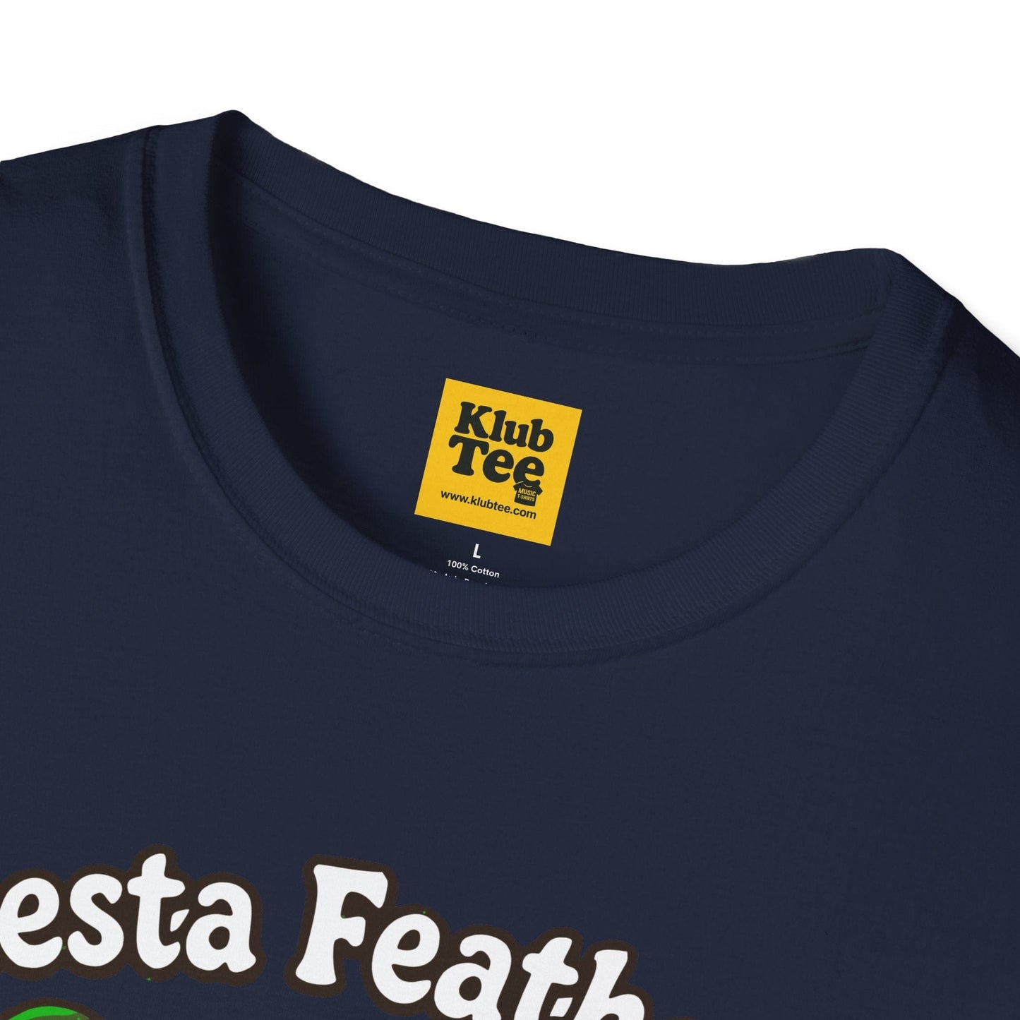 Fiesta Feathers T-Shirt - Tropical Parrot