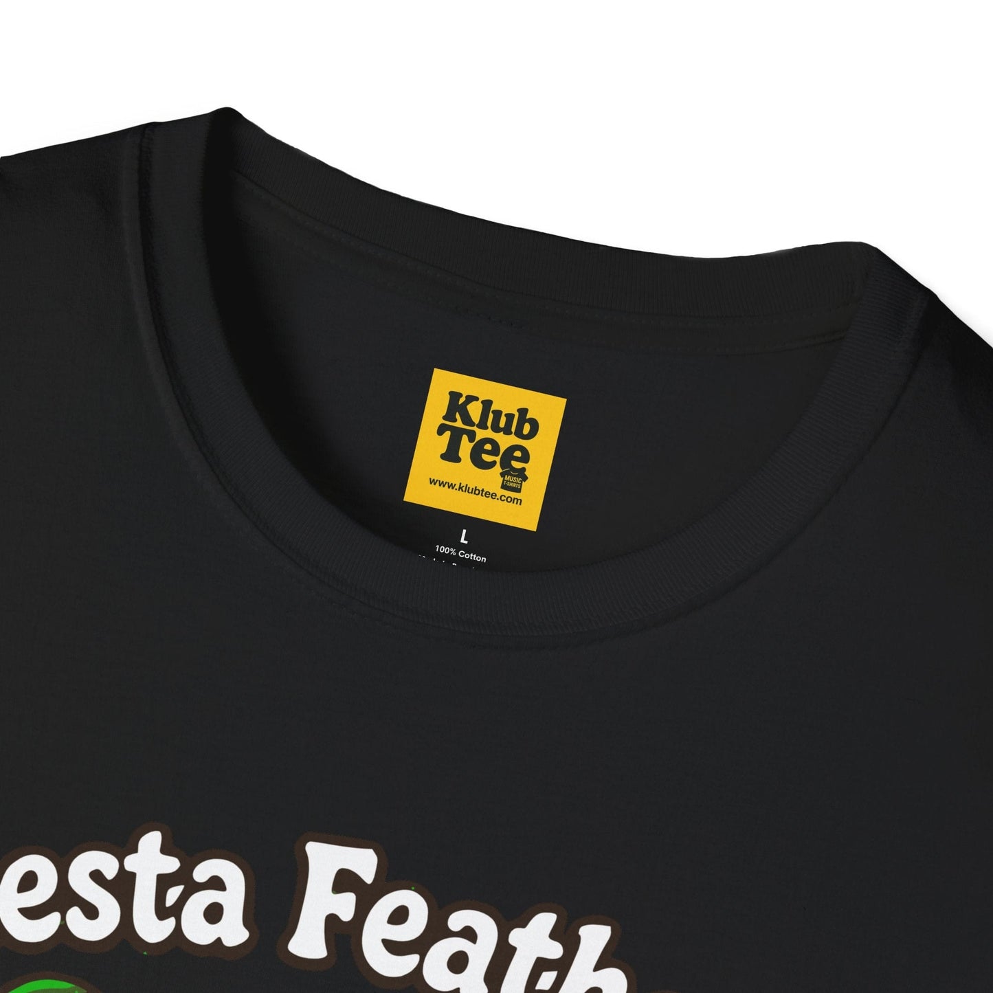 Fiesta Feathers T-Shirt - Tropical Parrot